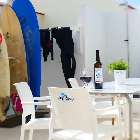 Pensión Surf Royal